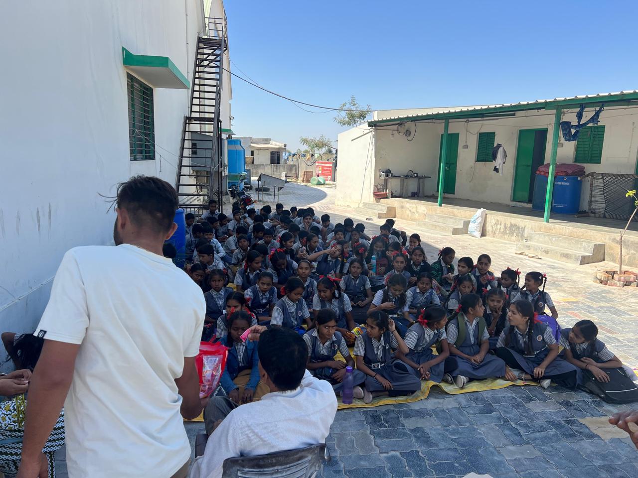 Hankar factory school visit โ students touring the Palanpur plant